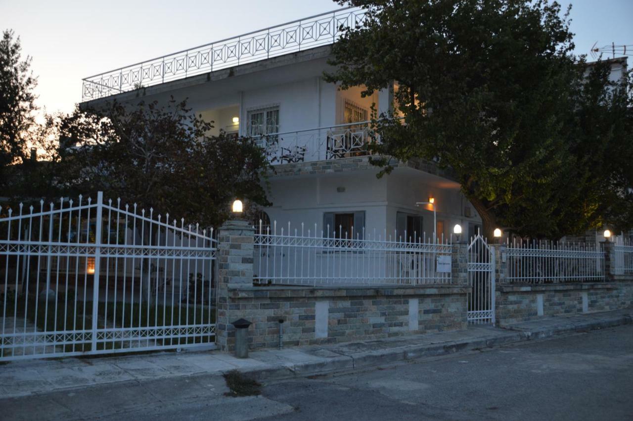 Antony Apartments Nea Plagia Exterior foto